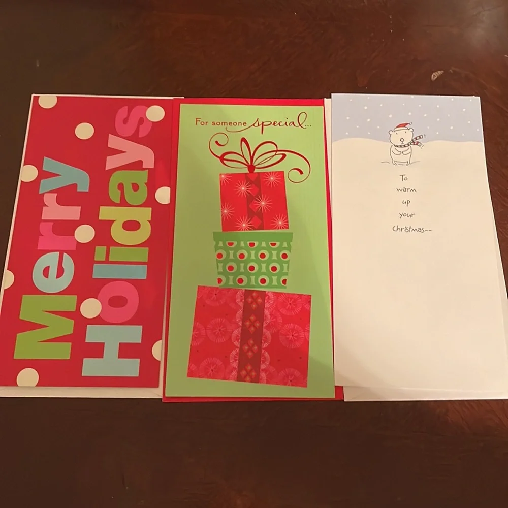 Bundle of 16 Vintage Hallmark Christmas Cards